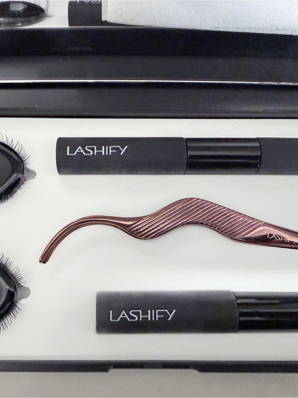 Brand New Lashify Extension Kit - Picture 11 of 16